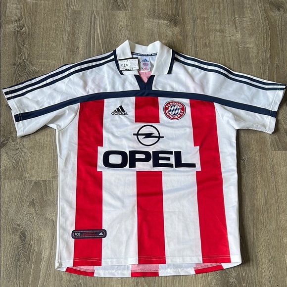 adidas Other - Adidas Bayern Munich Boys 2000